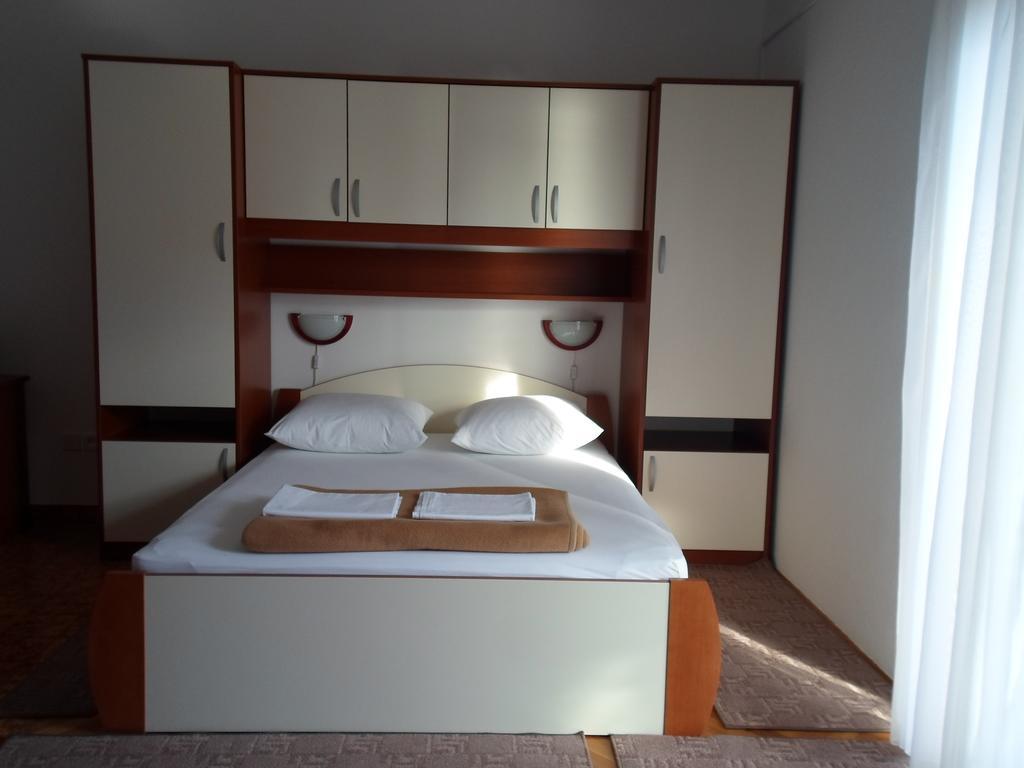 Apartments Branko Nin Room photo