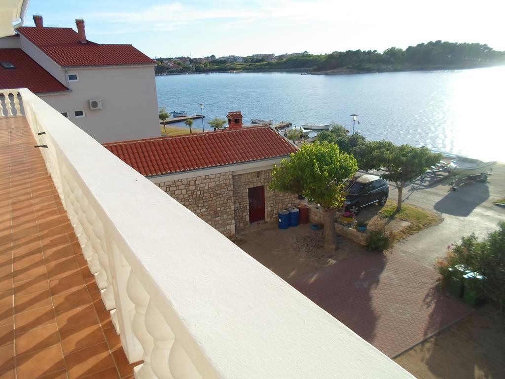 Apartments Branko Nin Room photo